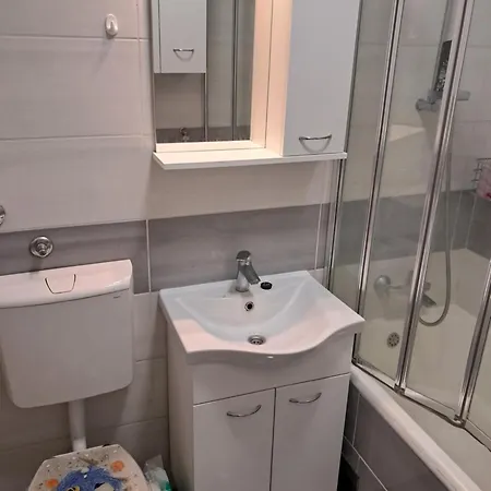 Stan Lojkic Apartment